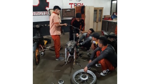 TEKNIK SEPEDA MOTOR